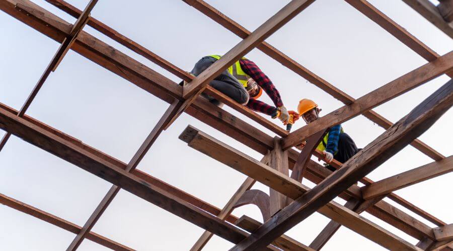 Professional gutter cleaning services in Steens, MS